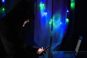 Сенатор посоветовал подключить сервис «второй руки» для защиты родственников